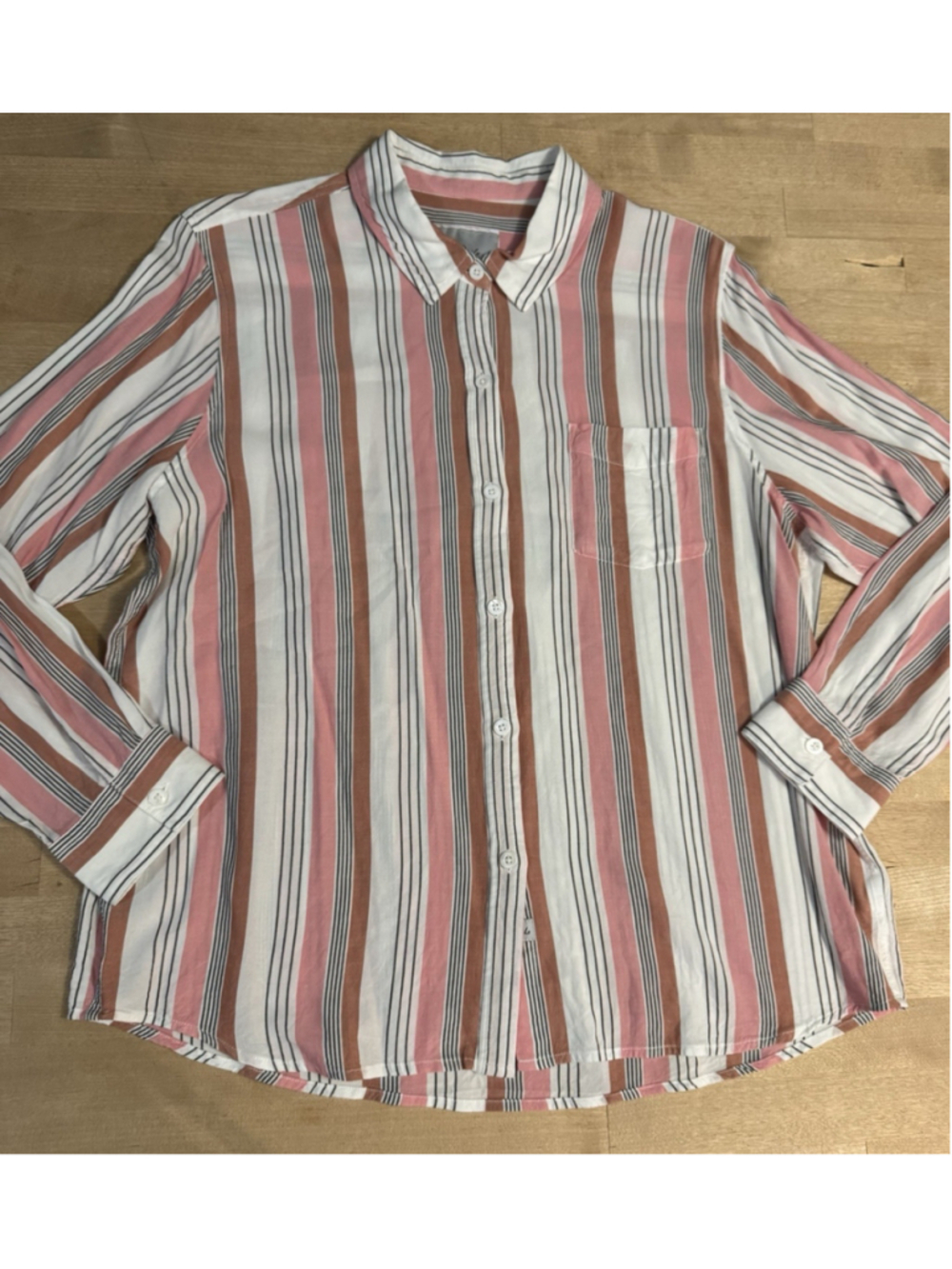 Rails Women’s Size XL Rayon Button Up Shirt Pink Brown Pocket Top Blouse